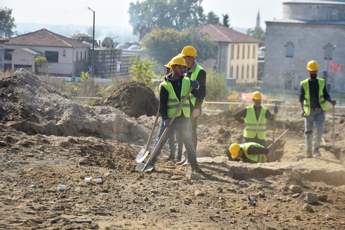 Selimiye Camii'nin çevre düzenlemesinde Roma dönemine ait aile mezarı bulundu -3