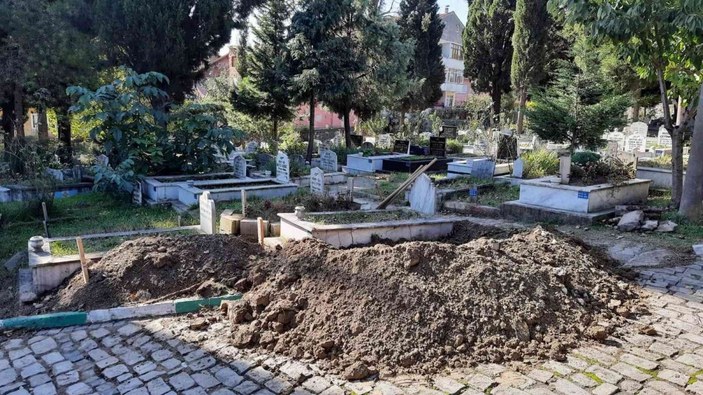 Zonguldak'ta baba ve oğlunun ardından anne de koronadan öldü