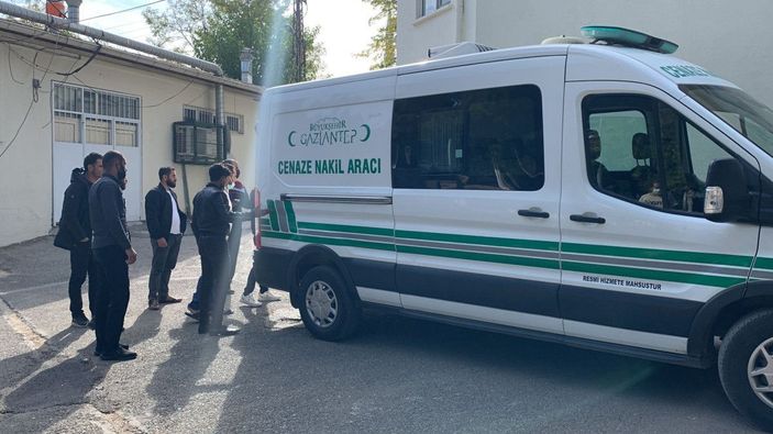 Soluk borusuna kek kaçan Muhammed kurtarılamadı -3
