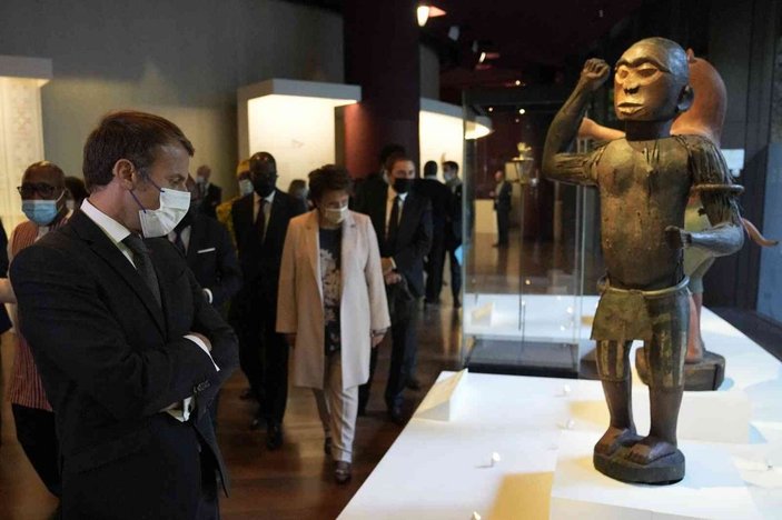 Fransa ve İngiltere, Afrika’dan yağmaladıkları sanat eserlerinden bazılarını iade etti -5
