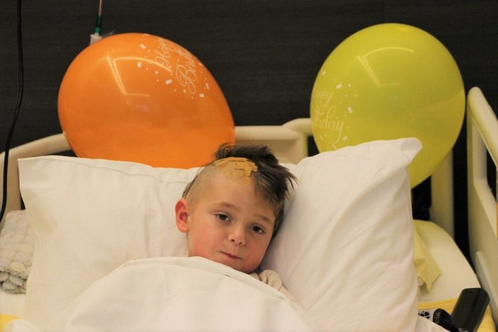 Koronavirüs sonrası sürekli uyuyordu; 4 yaşındaki çocuk Türkiye’de uyandı -1
