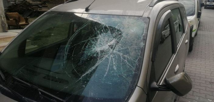 Sultangazi'de ailesiyle tartışıp sokakta ortalığı birbirine kattı -5