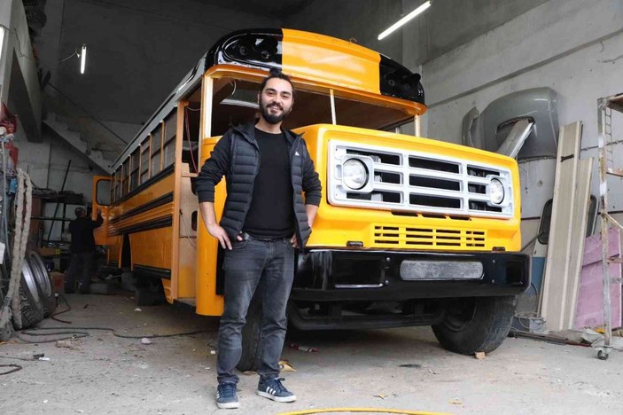 Samsun'da izlediği filmden etkilenen yazılımcı, yaptırdığı otobüsle Nepal'e gidecek