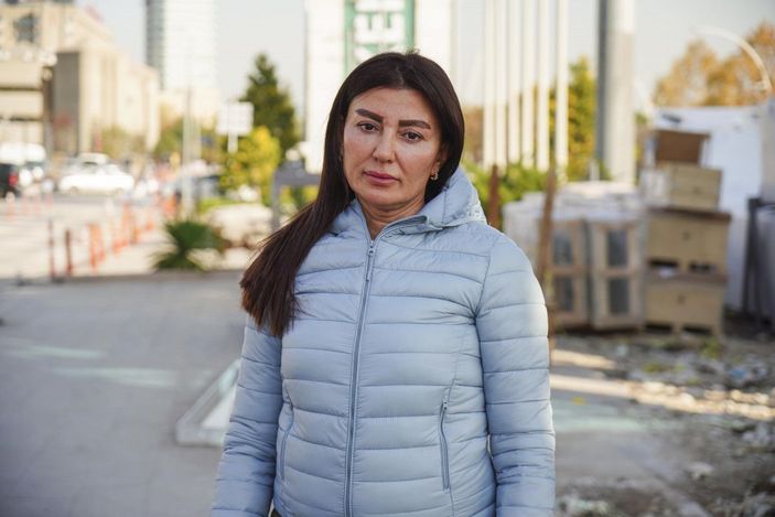 Mağazada 'sosyal mesafe' kavgası cep telefonu kamerasında -2