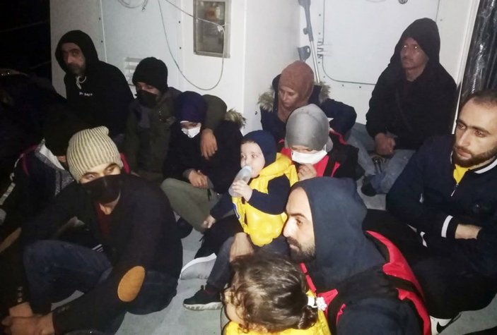 Datça’da 23 düzensiz göçmen kurtarıldı -2