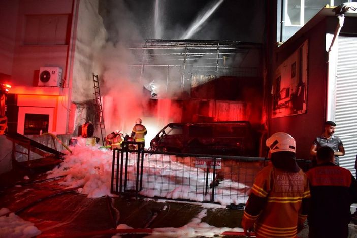 d Amcasının hurda deposunu ateşe verip ölümüne yol açan yeğen olay anını hatırlamamış -6