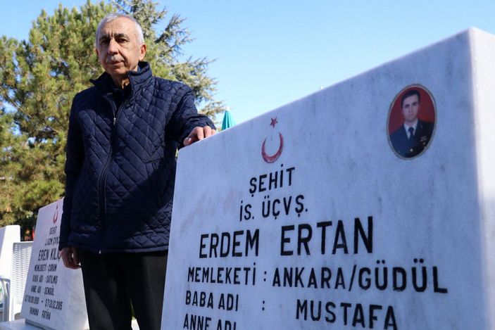 d Şehit oğlunun mezarının yanından ev aldı -2