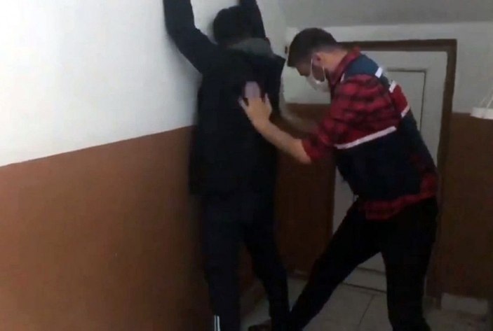 Sosyal medya üzerinden 3 milyon TL dolandırıcılığa 15 gözaltı -3