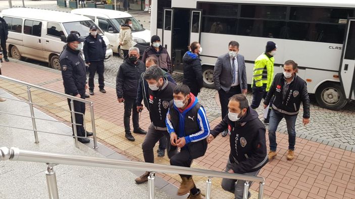 Tartıştıkları kişiyi döverek öldüren 6 sanığa 18'er yıl hapis istemi -4