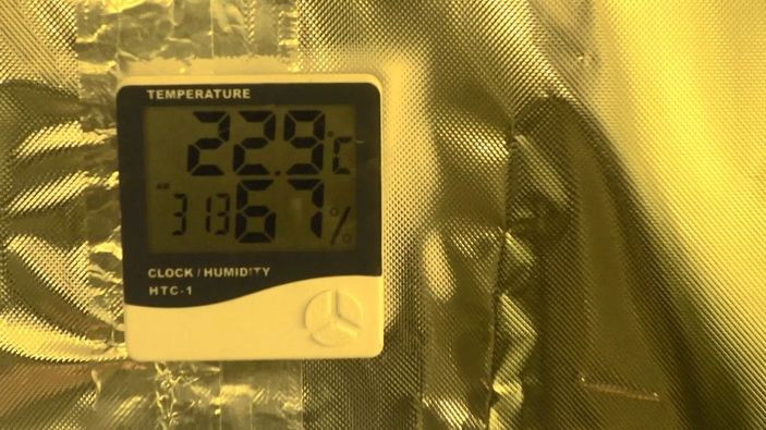 Eyüpsultan'da uyuşturucu serasına çevrilen depoya baskın -2