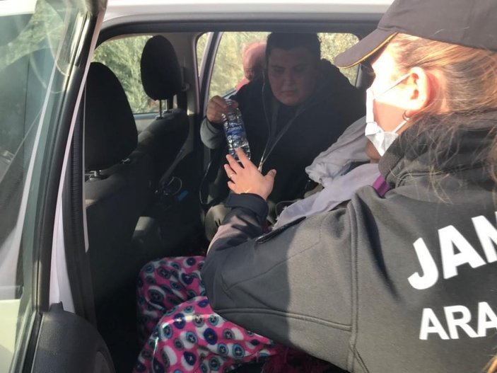 Antalya’da kayıp alzheimer hastası 89 yaşındaki kadın, JAK timleri tarafından bulundu -4