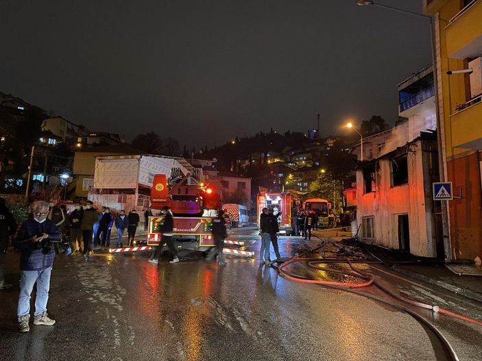 d Yalnız yaşadığı evde çıkan yangında öldü -8