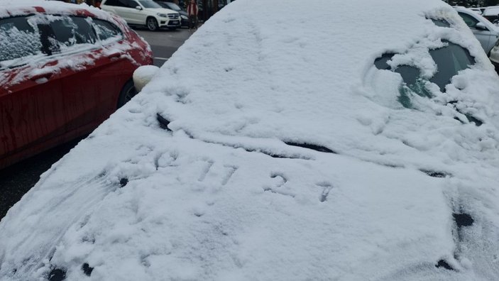 Kartepe beyaz örtüsüne kavuştu