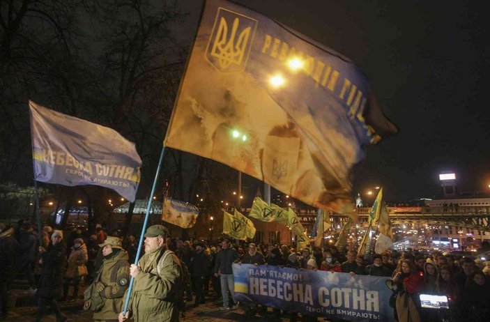 Ukrayna’da, Poroşenko destekçileri Başkanlık binasını basmaya çalıştı -3