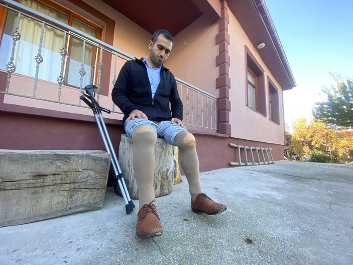 Depremde iki bacağını kaybeden öğretmen 10 yıldır görevinin başında -6