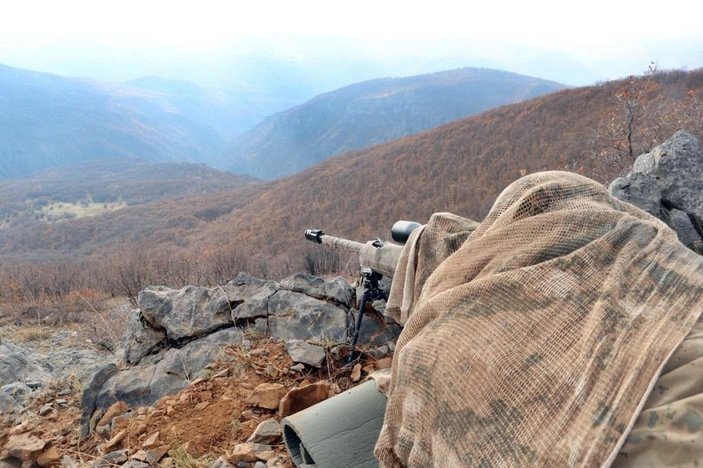 PKK'nın kullandığı sığınaklarda 2 kardeşi şehit eden mühimmatın aynısı bulundu -4