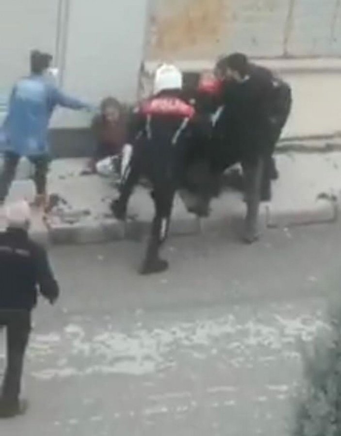 İzmir Valiliği'nden 'şiddet' uyguladığı iddia edilen polislere ilişkin açıklama -4