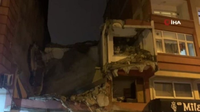 Kentsel dönüşüm aşamasındaki binanın bir kısmı fırtınada yıkıldı -1