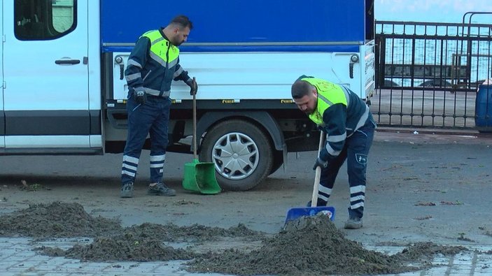 Tsunami gibi...Büyükada'yı lodosla dev dalgalar böyle vurdu -9