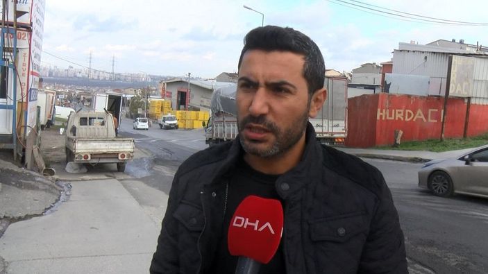 Esenyut'ta yine aynı cadde yine kaza; otomobilin yayaya çarptığı anlar kamerada -6