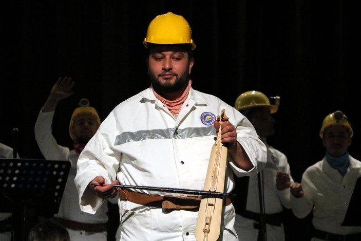 Zonguldak'ta maden işçileri konser verdi