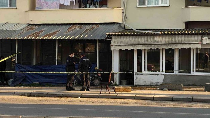 Kahvehane önünde silahlı saldırıya uğradı -3