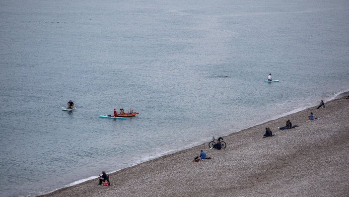 Antalya'da turistler denize girdi -2