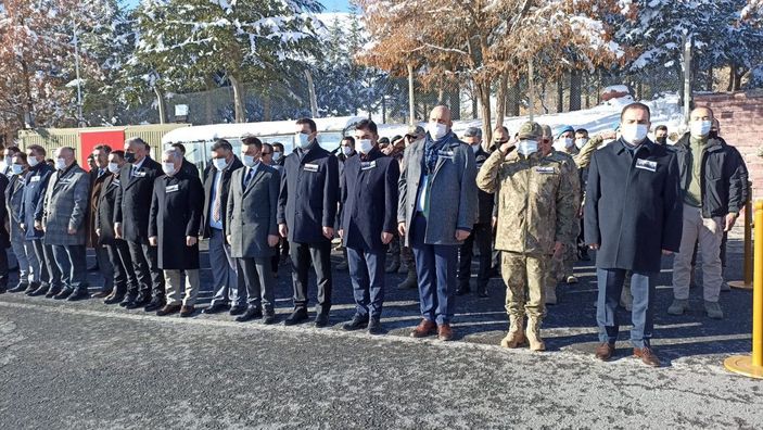 Hakkari'de 3 şehit için askeri tören -3