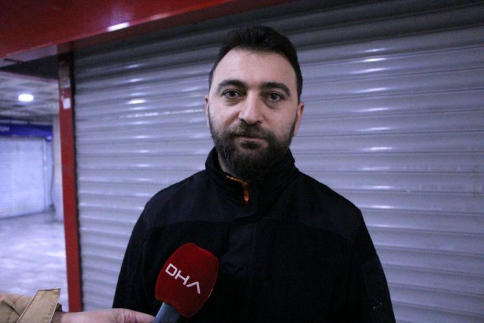 d Türk bayrağı ikinci defa koparılınca dayağı yedi -10