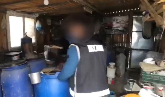 Tekirdağ'da 1 ton 270 litre sahte içki ele geçirildi