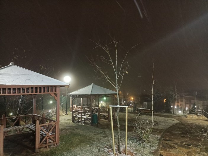 Ankara'da beklenen kar yağmaya başladı -3