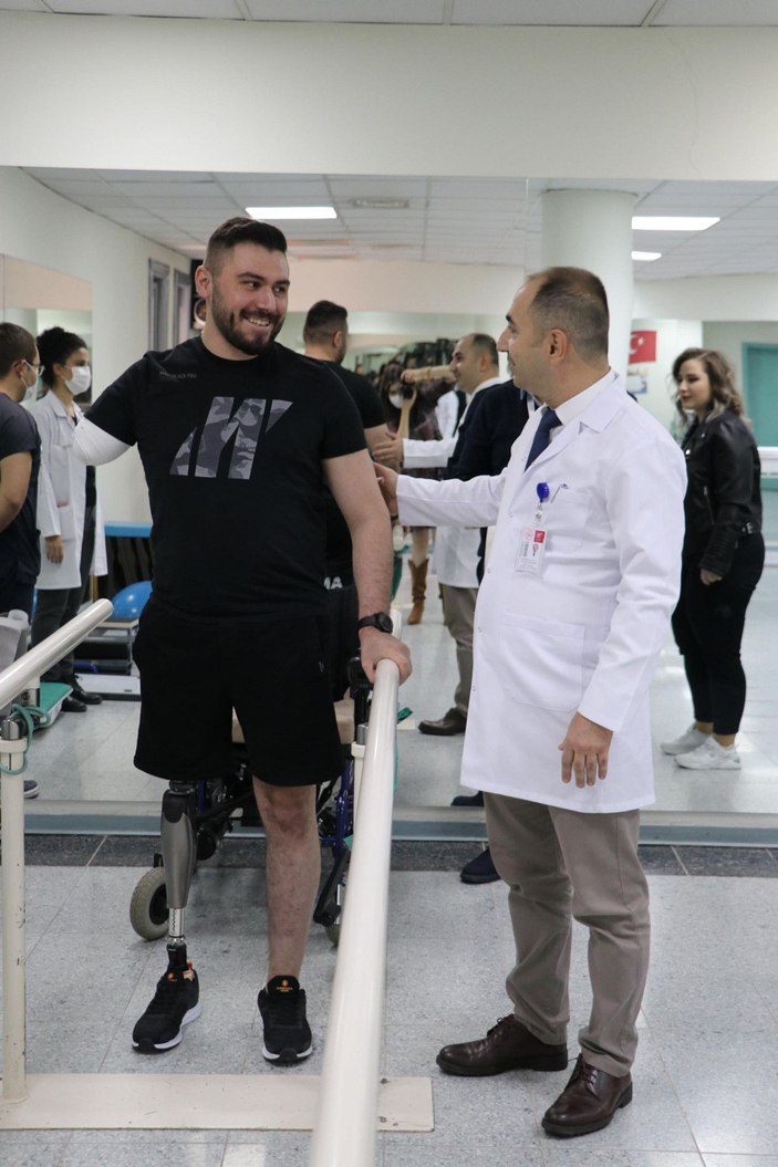 Pençe-Şimşek' gazisi protez bacakla yürümeye başladı -5