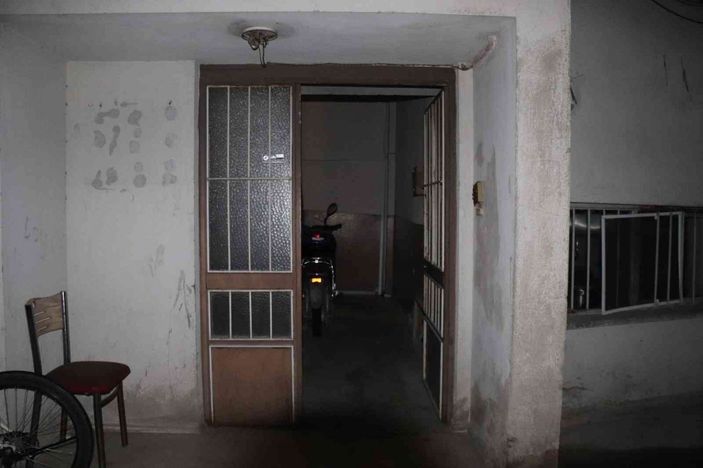 Denizli’de kumar oynadıkları dernek mühürlenince yanına yenisini açtılar