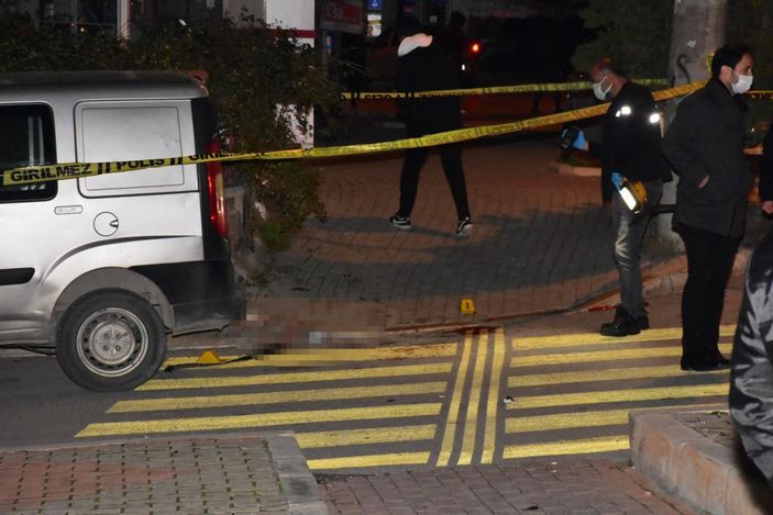 İzmir'de düğünde 'halay başı olma' kavgası