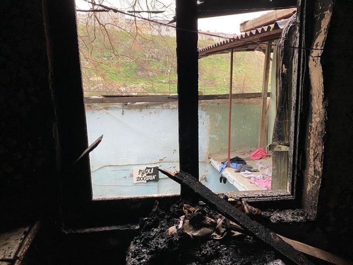 Gaziosmanpaşa'da yangın faciası : 2 kardeş öldü, 1'i ise ağır yaralandı -2