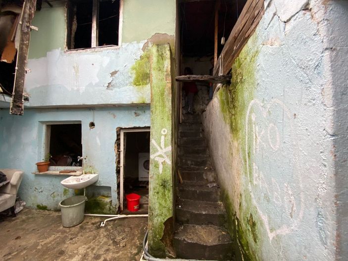 Gaziosmanpaşa'da yangın faciası : 2 kardeş öldü, 1'i ise ağır yaralandı -6