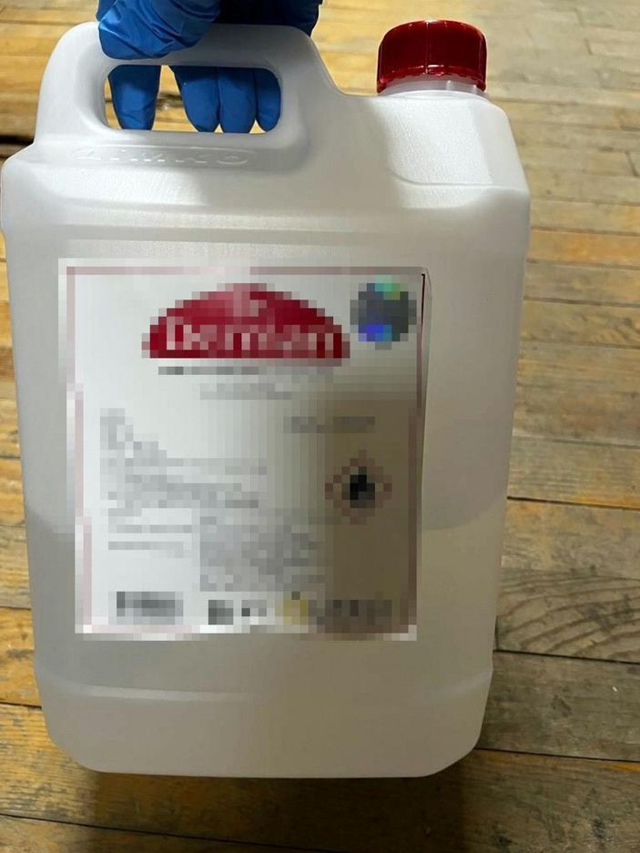 İzmir'de 6 ton sahte etil alkol ele geçirildi -6