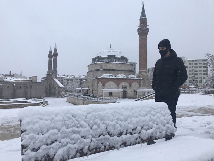 Sivas'ta kar yağışı etkili oluyor -7