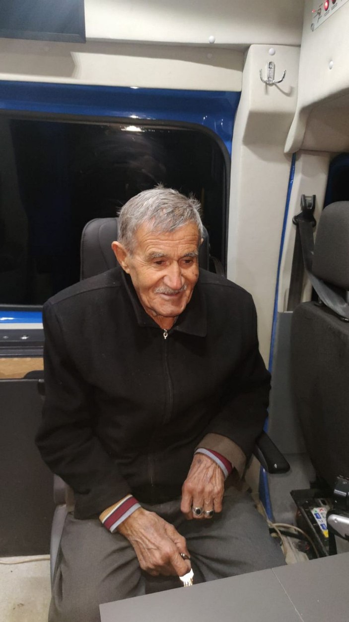 Konya'da yolunu şaşırıp kaybolan yaşlı adam, 4.5 saat sonra bulundu