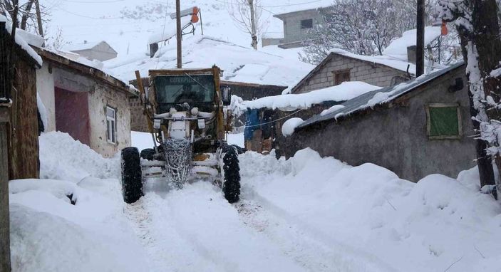 Muş’ta 1600 rakımlı köy kara gömüldü -15