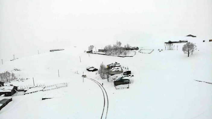 Muş’ta 1600 rakımlı köy kara gömüldü -17