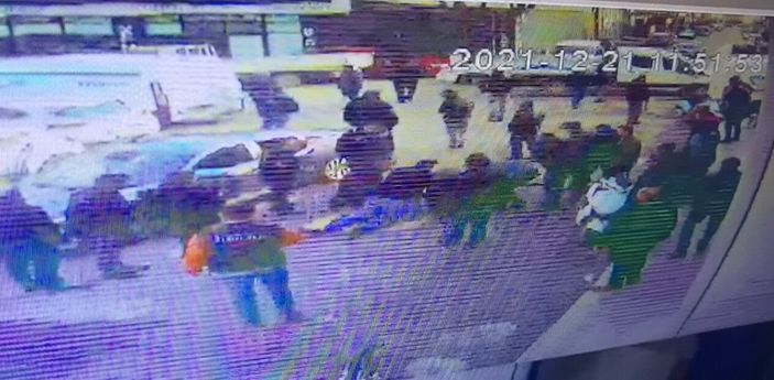 Rahatsızlanan sürücü kaza yaptı, kalp masajıyla hayata döndürüldü -1