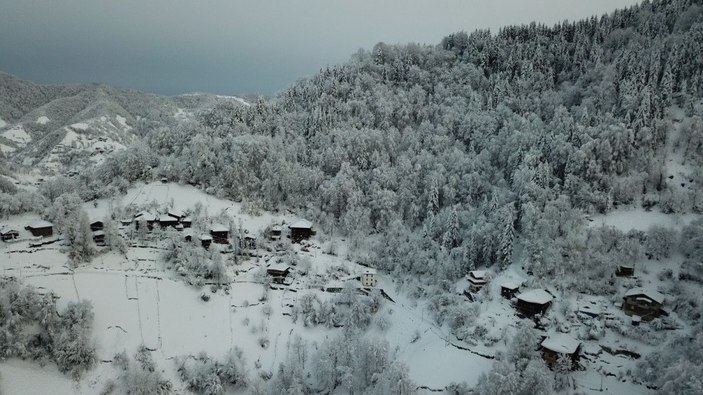 Rize'de 283 köy yolu, kardan kapandı -3