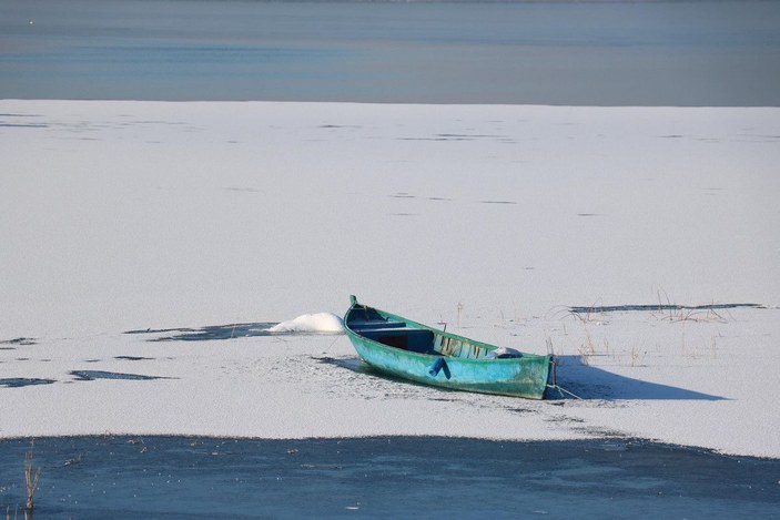 Sıcaklık düştü, Beyşehir Gölü dondu  -7