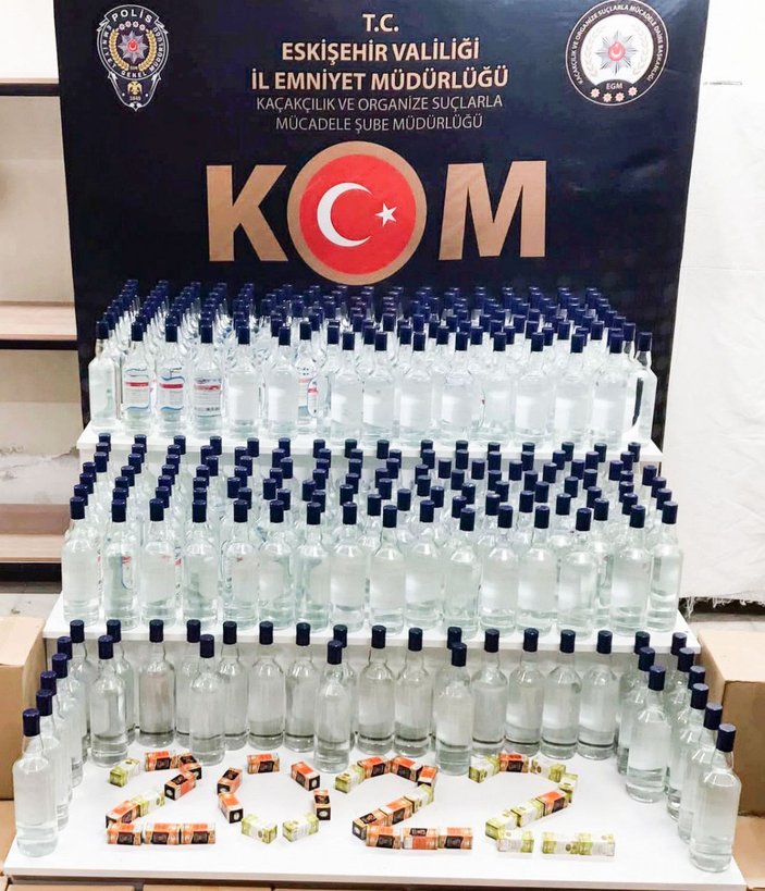 Eskişehir’de 400 litre kaçak etil alkol ele geçirildi -1