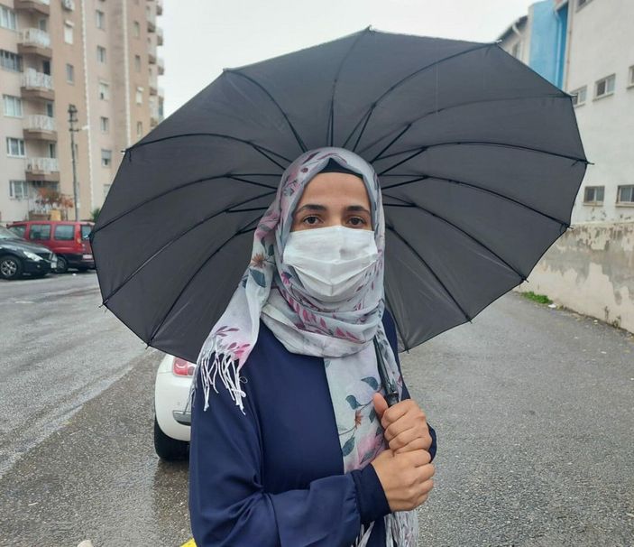 7 yaşındaki kız çocuğunun okulda tacize uğradığı iddiası velileri sokağa döktü -5