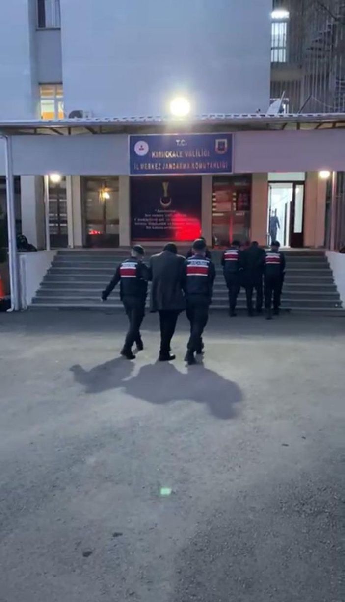 Besiciyi kandırıp, 11 ineğini götüren 3 şüpheli tutuklandı -2