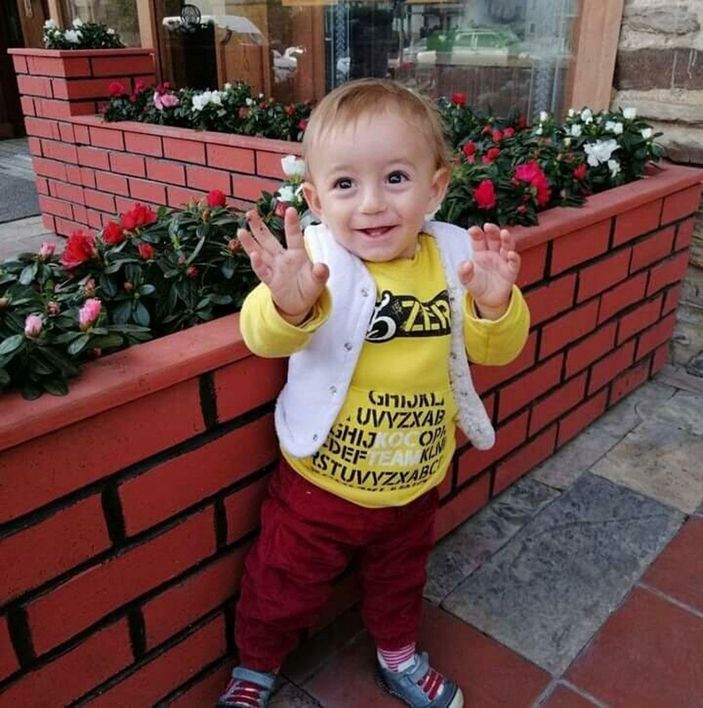 Yangında ölen 3 kardeşin kimlik tespiti için DNA testi yapıldı -5