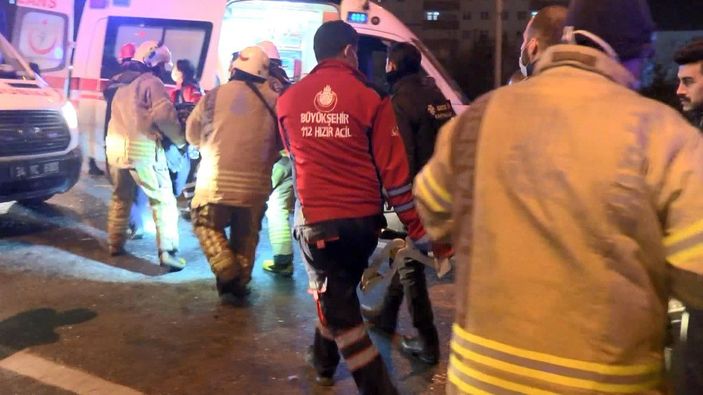 D-100 Karayolu'nda 10'dan fazla araç birbirine girdi