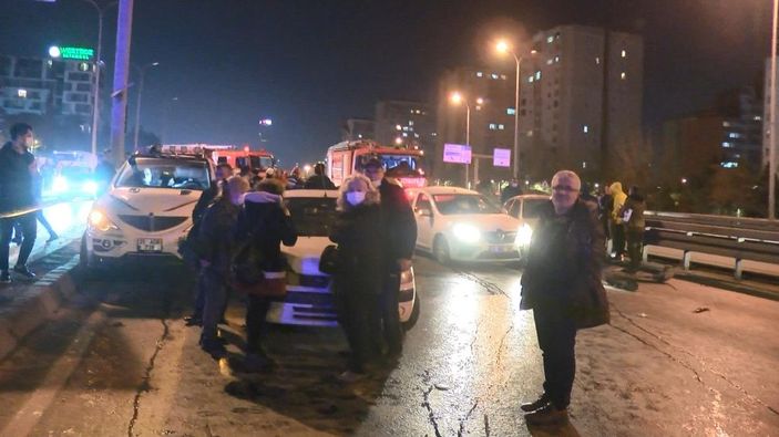 D-100 Karayolu'nda 10'dan fazla araç birbirine girdi